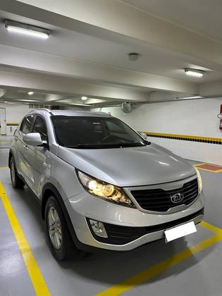 KIA SPORTAGE 2.0 LX 4X2 16V GASOLINA 4P AUTOMÁTICO KIA SPORTAGE 2.0 LX 4X2 16V GASOLINA 4P AUTOMÁTICO